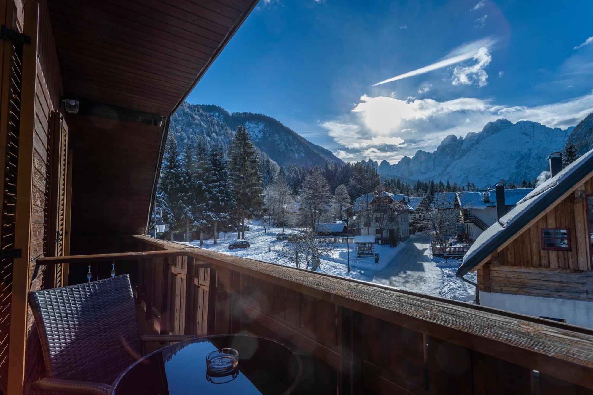 Valbruna Inn Bed & Breakfast Экстерьер фото